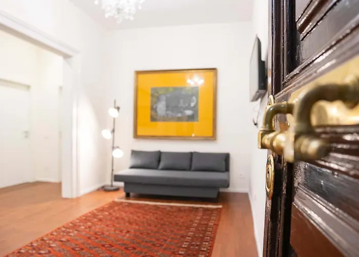 EasyTopStay - Crescenzio Elegant